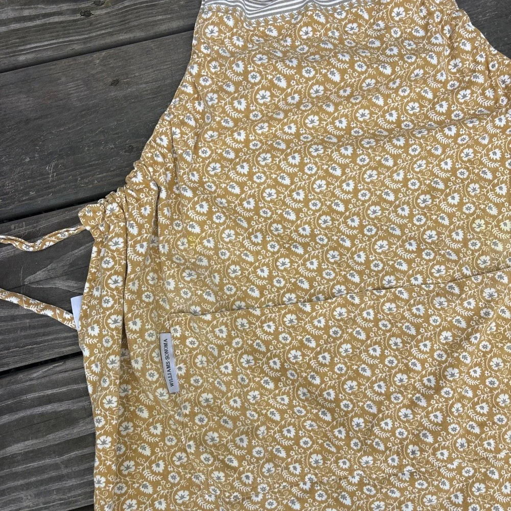 Williams-Sonoma Yellow Floral Women's Adult Size Apron 100%Cotton cottage